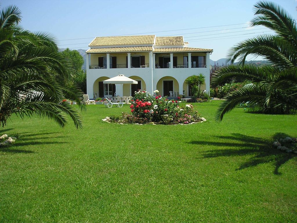 Eleftheria Studios And Apartments Acharavi  Exterior photo