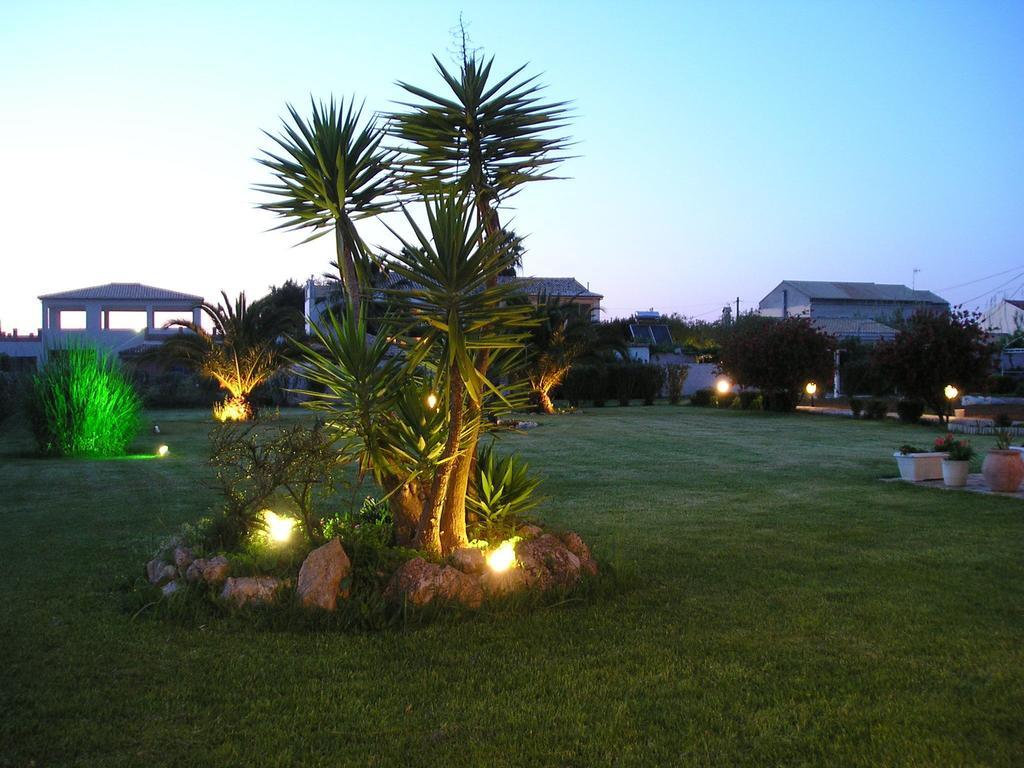 Eleftheria Studios And Apartments Acharavi  Exterior photo